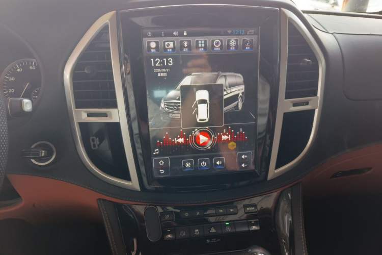 Used Mercedes-Benz Vito 2018 2.0T Business Version China V Emission Standard Audio And AC Panel
