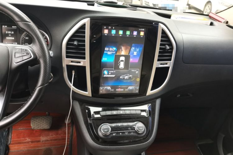 Used Mercedes-Benz Vito 2018 2.0T Business Version China VI Emission Standard Audio And AC Panel