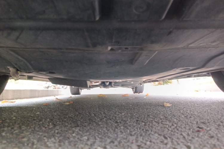 Used Mercedes-Benz Vito 2018 2.0T Business Version China V Emission Standard Chassis Front