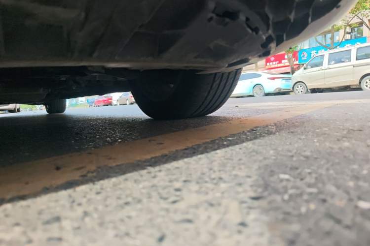 Used Mercedes-Benz Vito 2018 2.0T Business Version China V Emission Standard Chassis Front Left