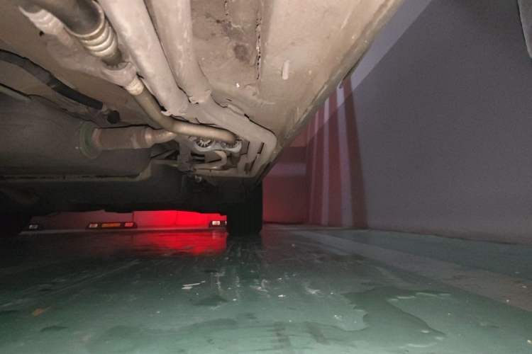 Used Mercedes-Benz Vito 2018 2.0T Business Version China VI Emission Standard Chassis Front Left