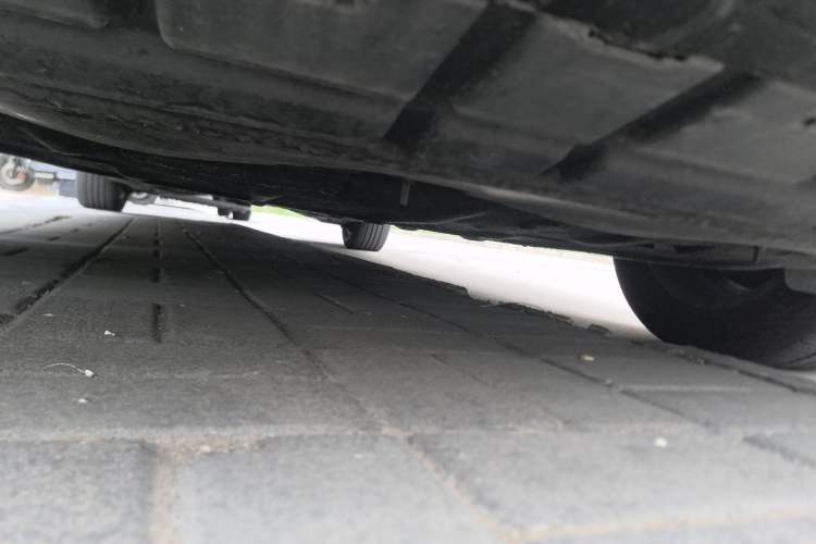 Used Mercedes-Benz Vito 2018 2.0T Business Version China V Emission Standard Chassis Front