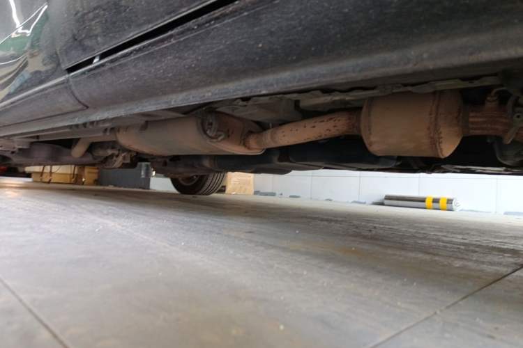 Used Mercedes-Benz Vito  Chassis Front Right