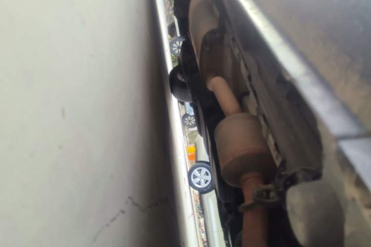Used Mercedes-Benz Vito 2018 2.0T Business Version China V Emission Standard Chassis Front Right
