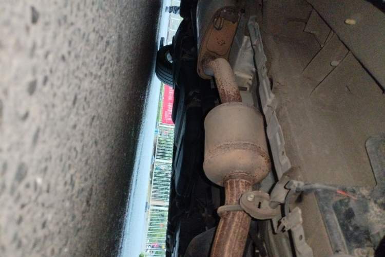 Used Mercedes-Benz Vito 2018 2.0T Business Version China VI Emission Standard Chassis Front Right