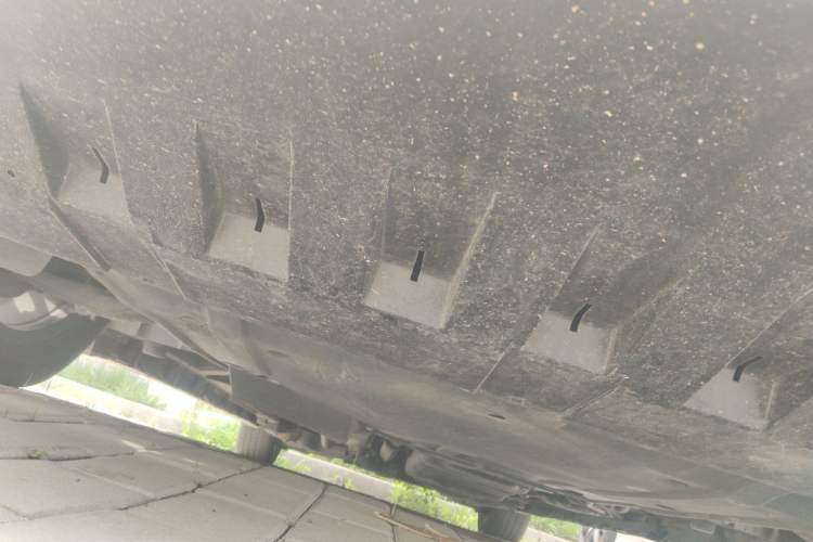 Used Mercedes-Benz Vito 2018 2.0T Business Version China V Emission Standard Chassis Front
