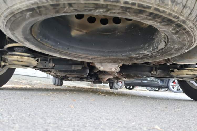 Used Mercedes-Benz Vito 2018 2.0T Business Version China VI Emission Standard Chassis Rear