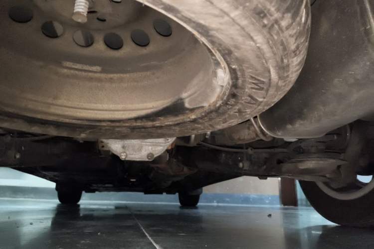 Used Mercedes-Benz Vito 2018 2.0T Business Version China VI Emission Standard Chassis Rear