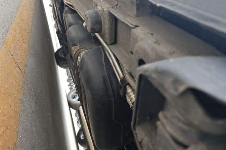 Used Mercedes-Benz Vito 2018 2.0T Business Version China V Emission Standard Chassis Rear Left