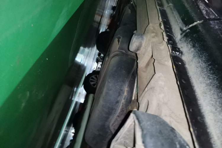 Used Mercedes-Benz Vito 2018 2.0T Business Version China V Emission Standard Chassis Rear Left