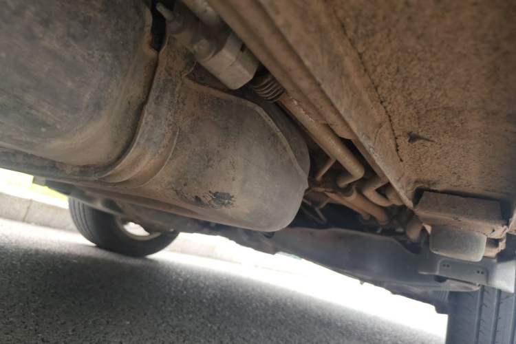 Used Mercedes-Benz Vito 2018 2.0T Business Version China V Emission Standard Chassis Rear Left