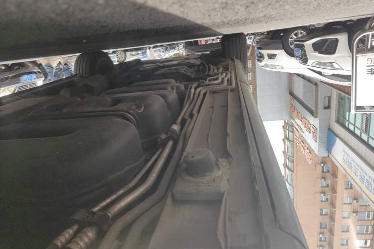 Used Mercedes-Benz Vito 2018 2.0T Business Version China V Emission Standard Chassis Rear Left