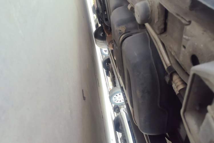 Used Mercedes-Benz Vito 2018 2.0T Business Version China V Emission Standard Chassis Rear Left