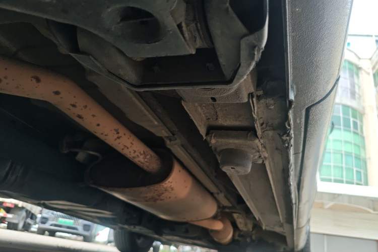 Used Mercedes-Benz Vito 2018 2.0T Business Version China V Emission Standard Chassis Rear Left