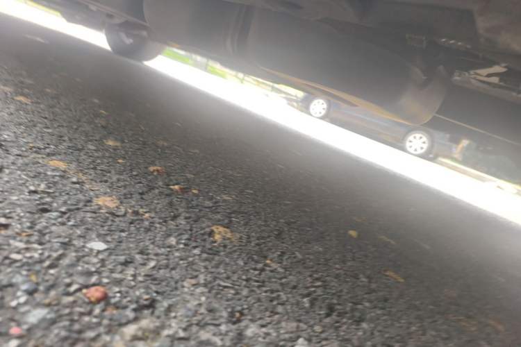 Used Mercedes-Benz Vito 2018 2.0T Business Version China VI Emission Standard Chassis Rear Left