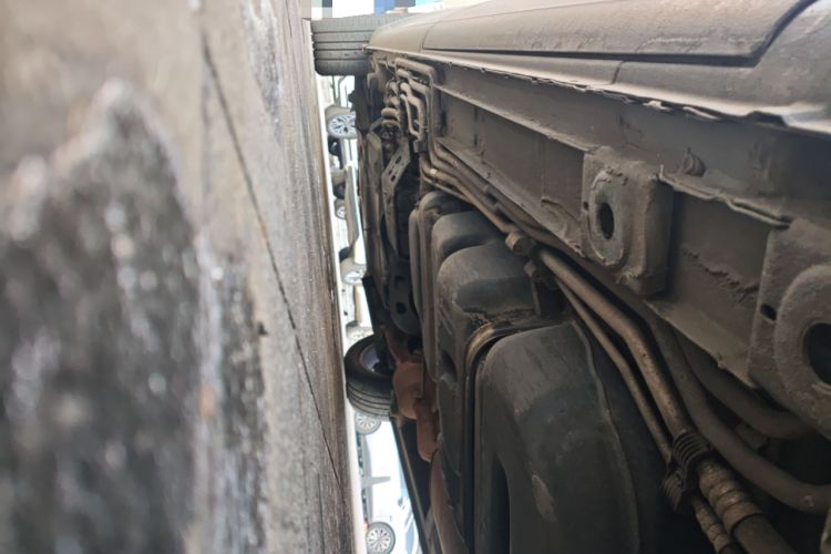 Used Mercedes-Benz Vito 2018 2.0T Business Version China VI Emission Standard Chassis Rear Left