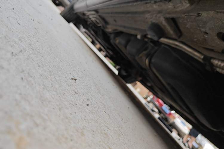 Used Mercedes-Benz Vito 2018 2.0T Business Version China VI Emission Standard Chassis Rear Left
