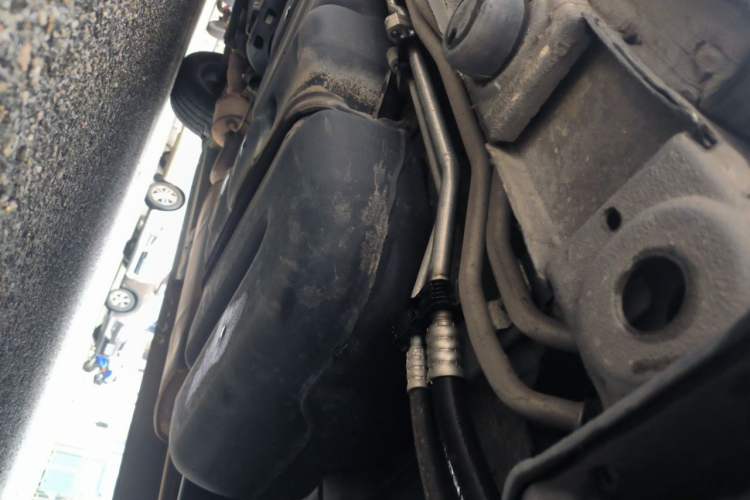 Used Mercedes-Benz Vito 2018 2.0T Business Version China VI Emission Standard Chassis Rear Left