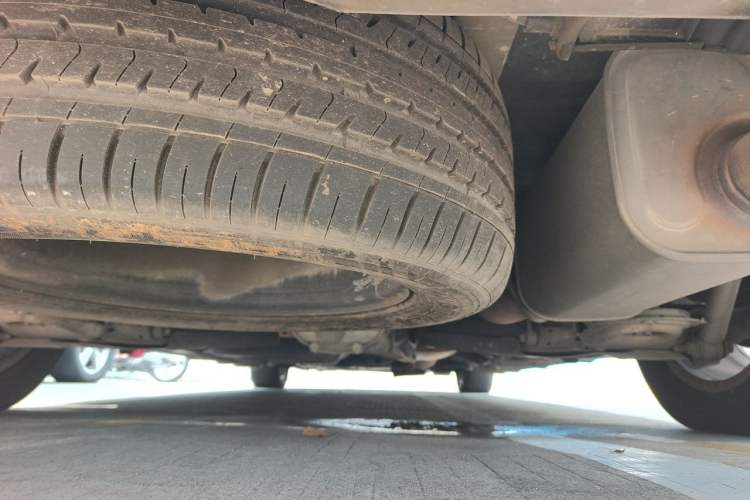 Used Mercedes-Benz Vito 2018 2.0T Business Version China V Emission Standard Chassis Rear