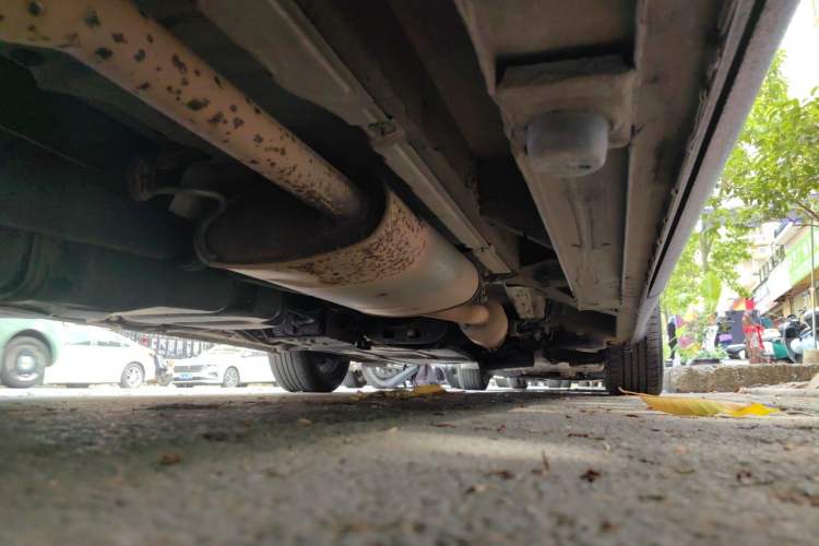 Used Mercedes-Benz Vito 2018 2.0T Business Version China VI Emission Standard Chassis Rear Right