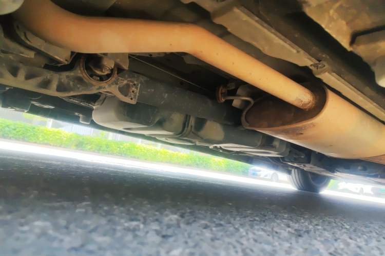 Used Mercedes-Benz Vito 2018 2.0T Business Version China V Emission Standard Chassis Rear Right