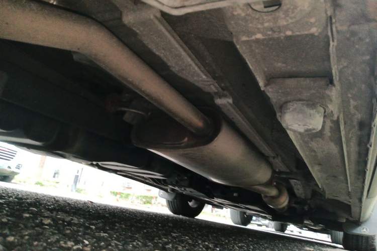 Used Mercedes-Benz Vito 2018 2.0T Business Version China V Emission Standard Chassis Rear Right