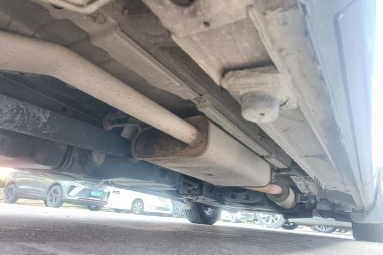 Used Mercedes-Benz Vito 2018 2.0T Business Version China V Emission Standard Chassis Rear Right