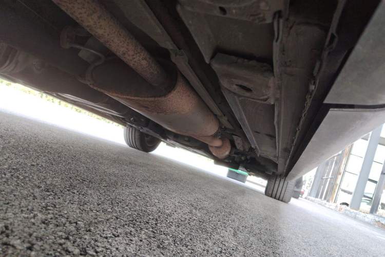 Used Mercedes-Benz Vito 2018 2.0T Business Version China VI Emission Standard Chassis Rear Right