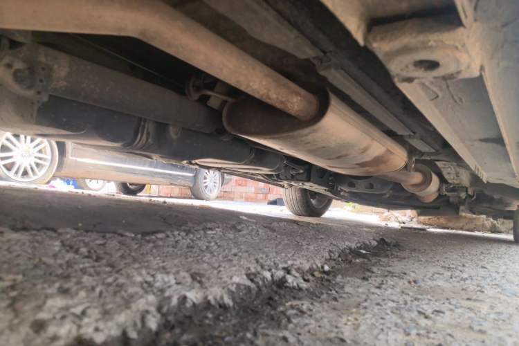 Used Mercedes-Benz Vito 2018 2.0T Business Version China VI Emission Standard Chassis Rear Right