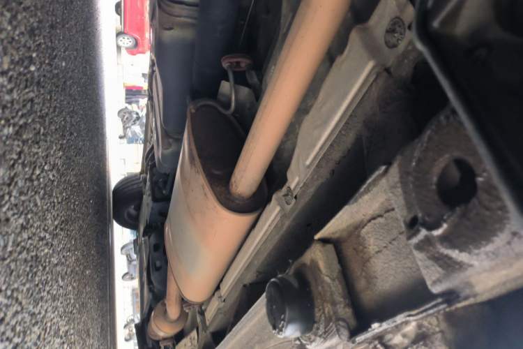 Used Mercedes-Benz Vito 2018 2.0T Business Version China VI Emission Standard Chassis Rear Right