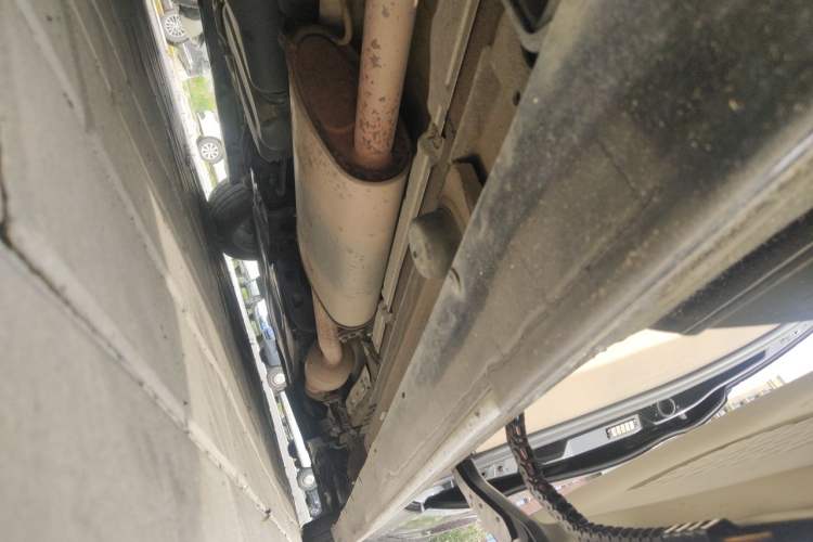 Used Mercedes-Benz Vito 2018 2.0T Business Version China V Emission Standard Chassis Rear Right
