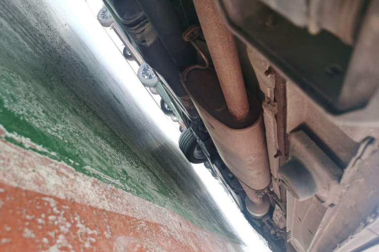 Used Mercedes-Benz Vito 2018 2.0T Business Version China VI Emission Standard Chassis Rear Right