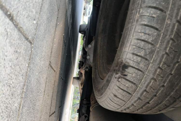 Used Mercedes-Benz Vito 2018 2.0T Business Version China VI Emission Standard Chassis Rear
