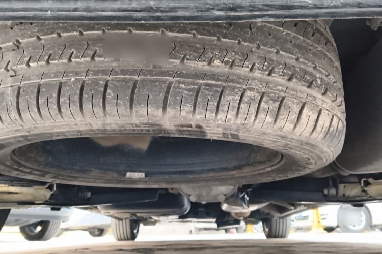 Used Mercedes-Benz Vito 2018 2.0T Business Version China VI Emission Standard Chassis Rear