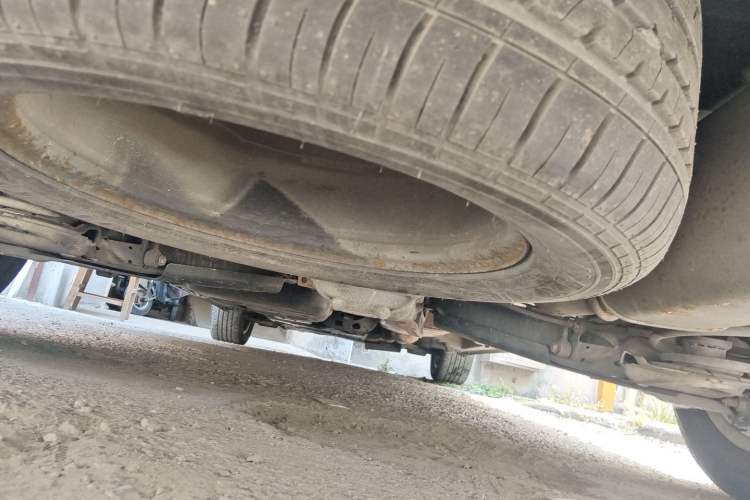 Used Mercedes-Benz Vito 2018 2.0T Business Version China VI Emission Standard Chassis Rear