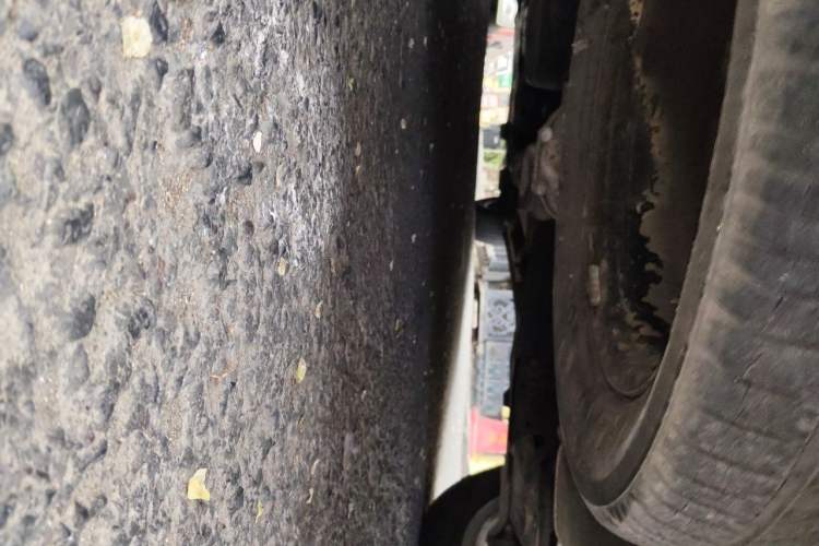 Used Mercedes-Benz Vito 2018 2.0T Business Version China V Emission Standard Chassis Rear