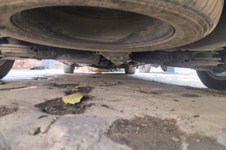 Used Mercedes-Benz Vito 2018 2.0T Business Version China VI Emission Standard Chassis Rear