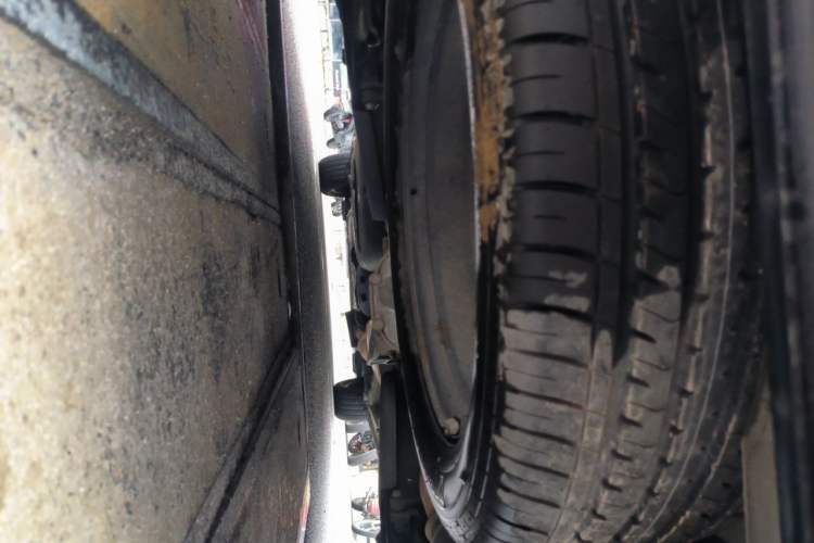 Used Mercedes-Benz Vito 2018 2.0T Business Version China VI Emission Standard Chassis Rear