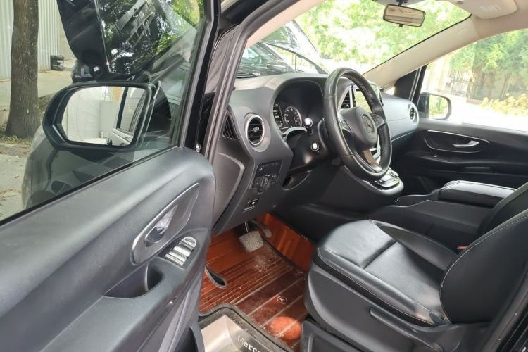 Used Mercedes-Benz Vito 2018 2.0T Business Version China VI Emission Standard Driver Seat