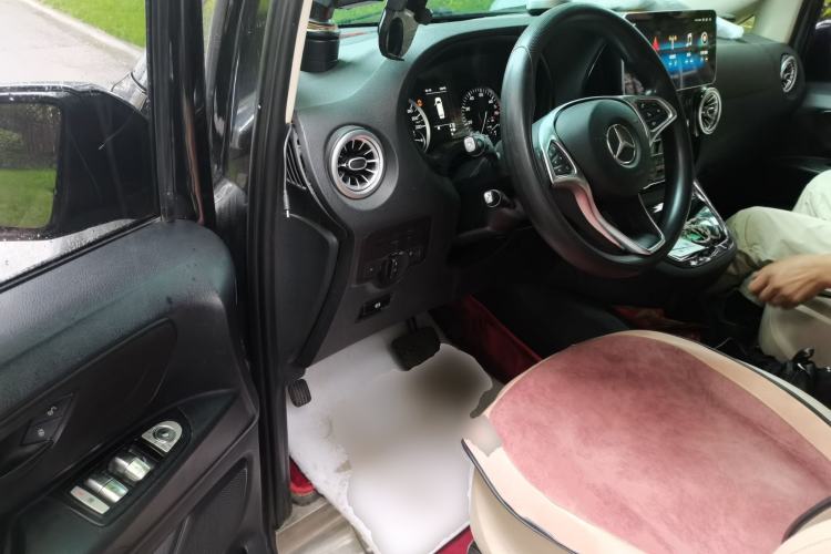 Used Mercedes-Benz Vito 2018 2.0T Elite Version 7 Seats China V Emission Standard Driver Seat
