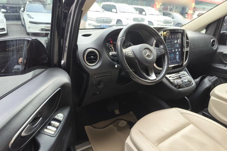 Used Mercedes-Benz Vito 2018 2.0T Business Version China V Emission Standard Driver Seat