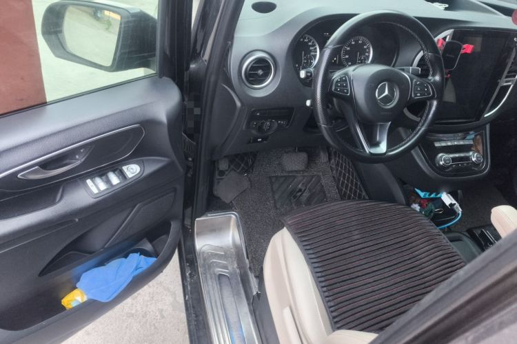 Used Mercedes-Benz Vito 2018 2.0T Business Version China V Emission Standard Driver Seat