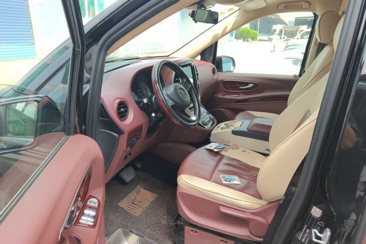 Used Mercedes-Benz Vito 2018 2.0T Business Version China V Emission Standard Driver Seat