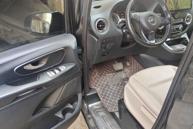Used Mercedes-Benz Vito 2018 2.0T Business Version China VI Emission Standard Driver Seat