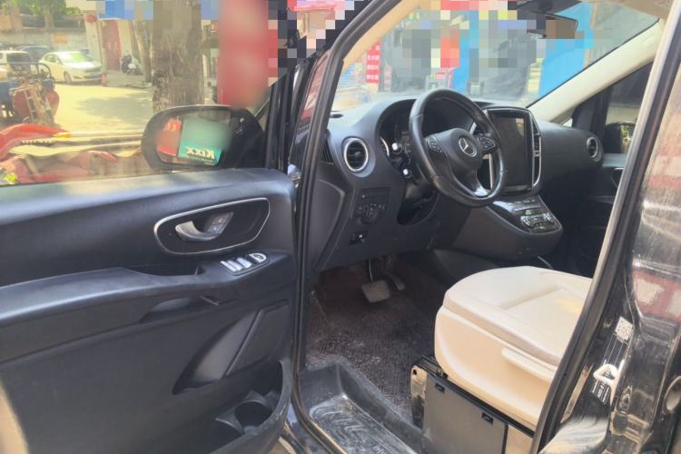 Used Mercedes-Benz Vito 2018 2.0T Business Version China VI Emission Standard Driver Seat