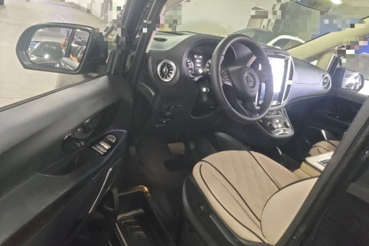 Used Mercedes-Benz Vito 2018 2.0T Elite Version 7 Seats China V Emission Standard Driver Seat