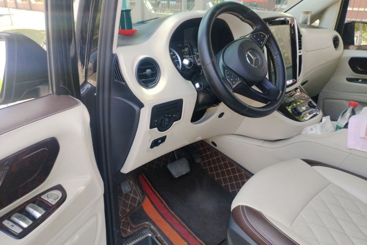 Used Mercedes-Benz Vito 2018 2.0T Elite Version 7 Seats China VI Emission Standard Driver Seat