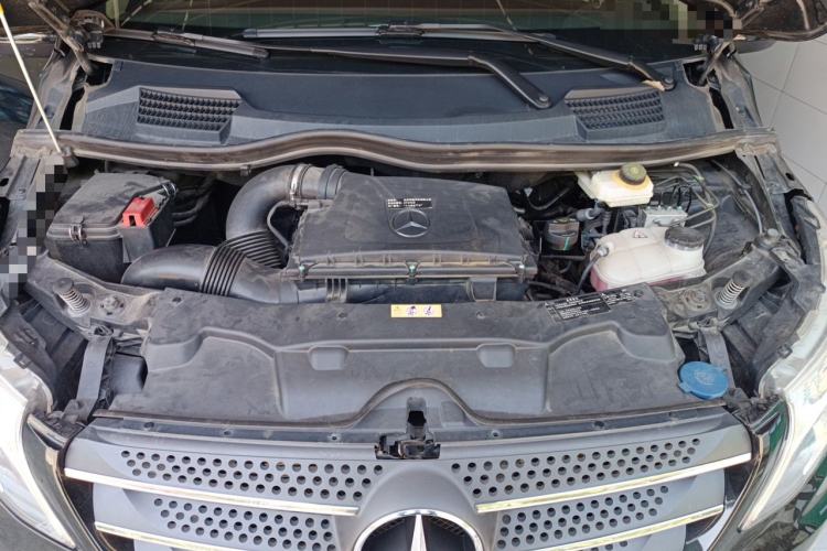 Used Mercedes-Benz Vito  Engine Bay
