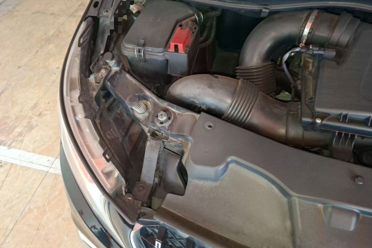 Used Mercedes-Benz Vito  Engine Bay Right