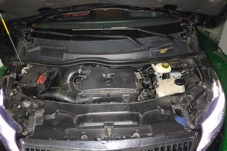 Used Mercedes-Benz Vito  Engine Bay